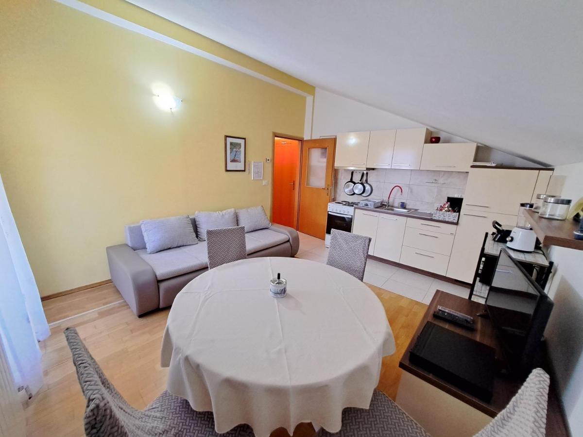 شقة Casa Antonio With Swimming Pool Novigrad Istria المظهر الخارجي الصورة