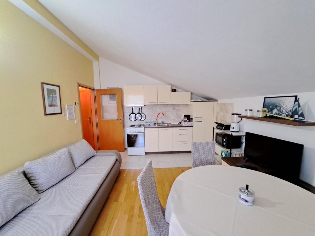 شقة Casa Antonio With Swimming Pool Novigrad Istria المظهر الخارجي الصورة
