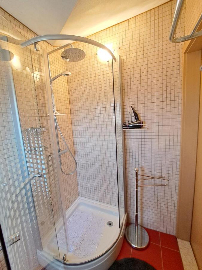 شقة Casa Antonio With Swimming Pool Novigrad Istria المظهر الخارجي الصورة