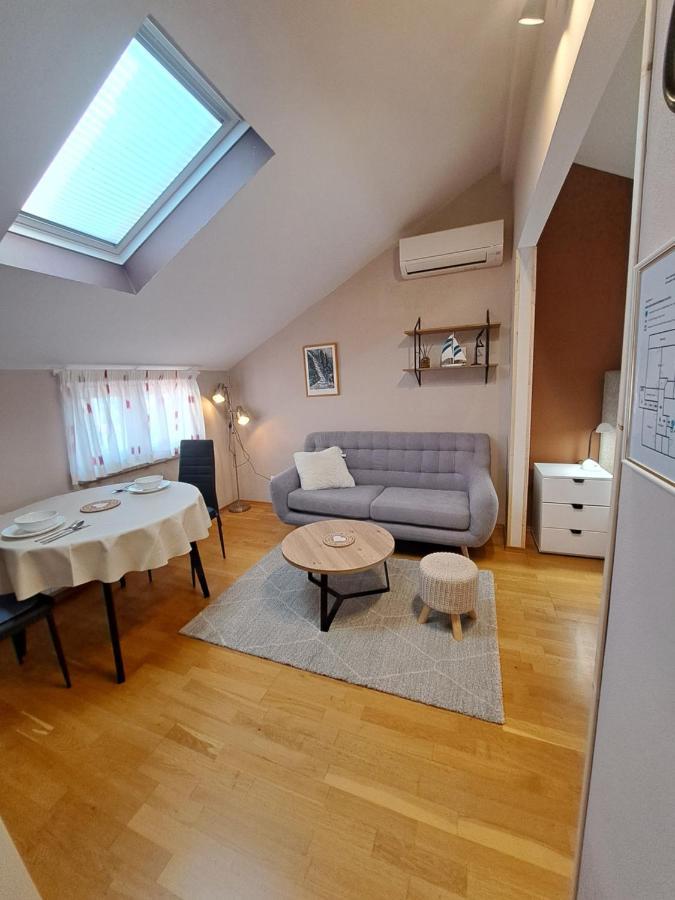شقة Casa Antonio With Swimming Pool Novigrad Istria المظهر الخارجي الصورة