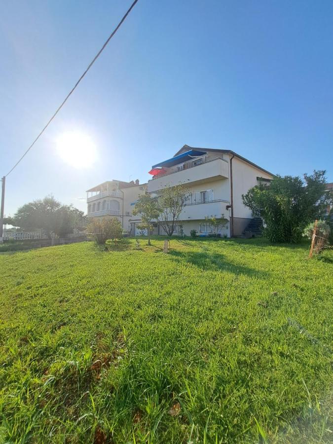 شقة Casa Antonio With Swimming Pool Novigrad Istria المظهر الخارجي الصورة