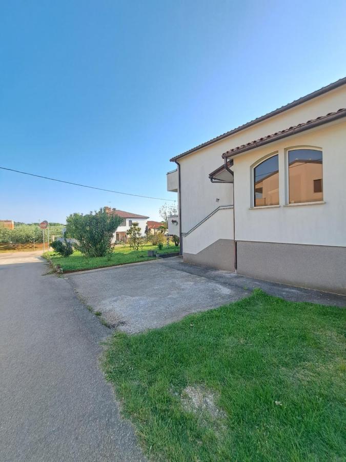شقة Casa Antonio With Swimming Pool Novigrad Istria المظهر الخارجي الصورة